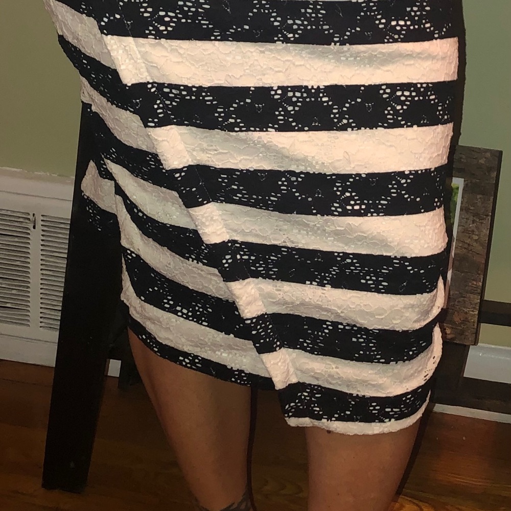 3 for $20 & 15% black & White crochet mini skirt